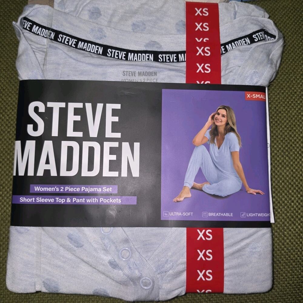 Steve Madden Women's 2 piece pajama set Short Sleeve Top & Pants Blue XS